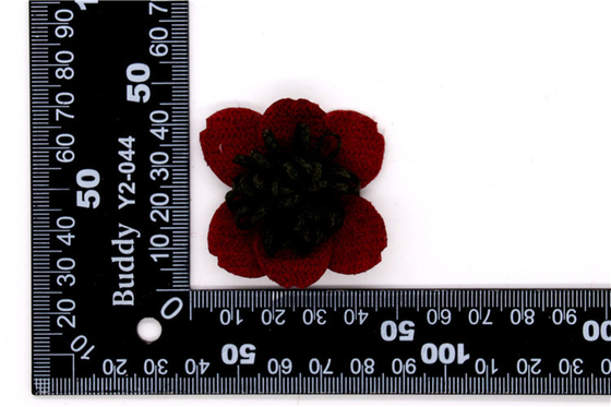 Handgesinterte Kantenblume/Mädchenblume aus Satinbändern/Handsimulierte Blume Verschiedene Farben Stoff, Wolle