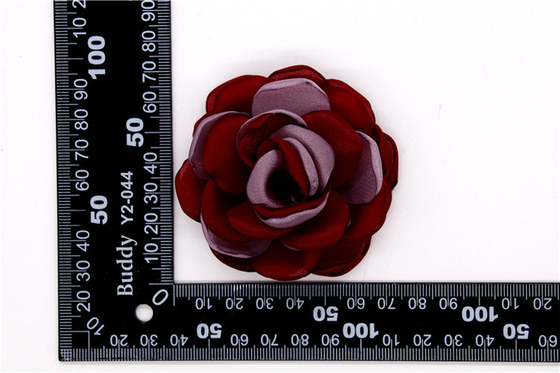 Handgesinterte Kantenblume/Mädchenblume aus Satinbändern/Handsimulierte Blume Verschiedene Farben Stoff, Wolle