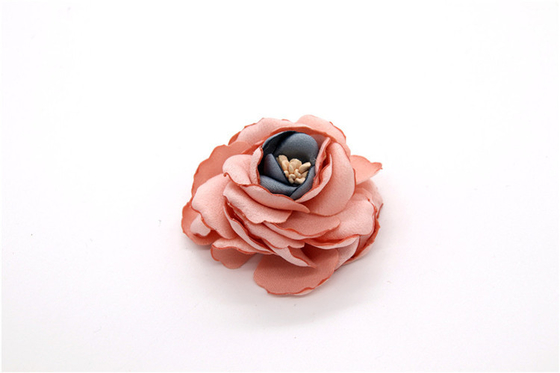Handgesinterte Kantenblume/Mädchenblume aus Satinbändern/Handsimulierte Blume Verschiedene Farben Stoff, Wolle