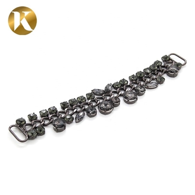 Neues Design Schuhe Kristalle Dekorationen Schmuckkette Buckle für Frauen