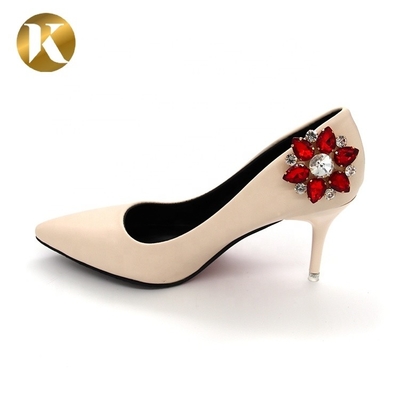 Sonnenblumenform Satinbandblumen 50*50mm Größe Für Damen Schuh
