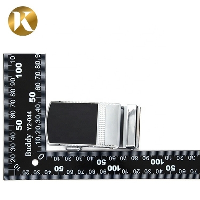 Metall-Zink-Legierung 35mm Rückkehrbare Gürtelschnalle mit Schnitzflächenbehandlung
