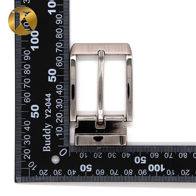 Glatte Oberfläche 35mm Pin Gürtel Schnürsenkel weit verbreitet für Unisex Tasche / Gürtel